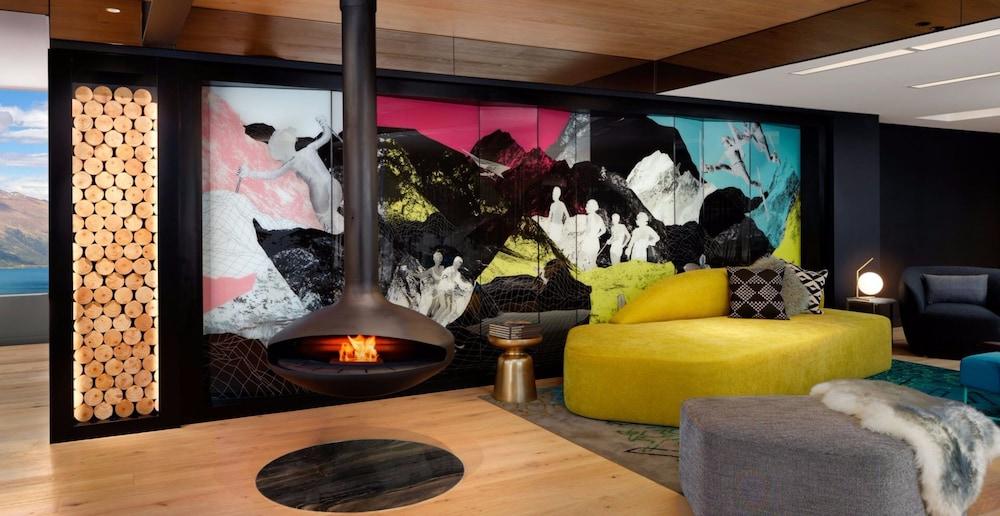 Qt קווינסטאון מראה חיצוני תמונה A fireplace in a suite at the W Aspen
