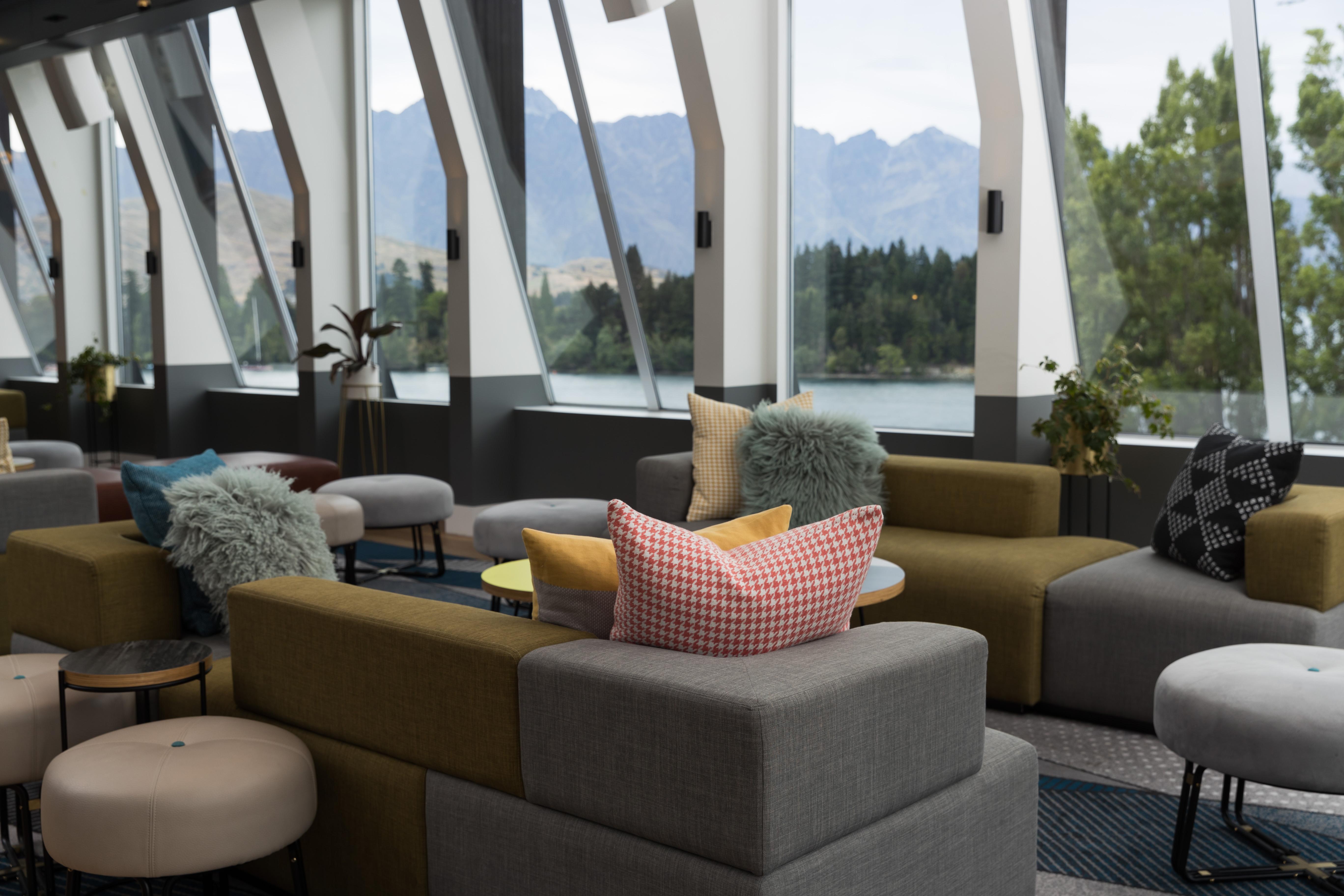 Qt קווינסטאון מראה חיצוני תמונה The lounge at Queenstown Airport