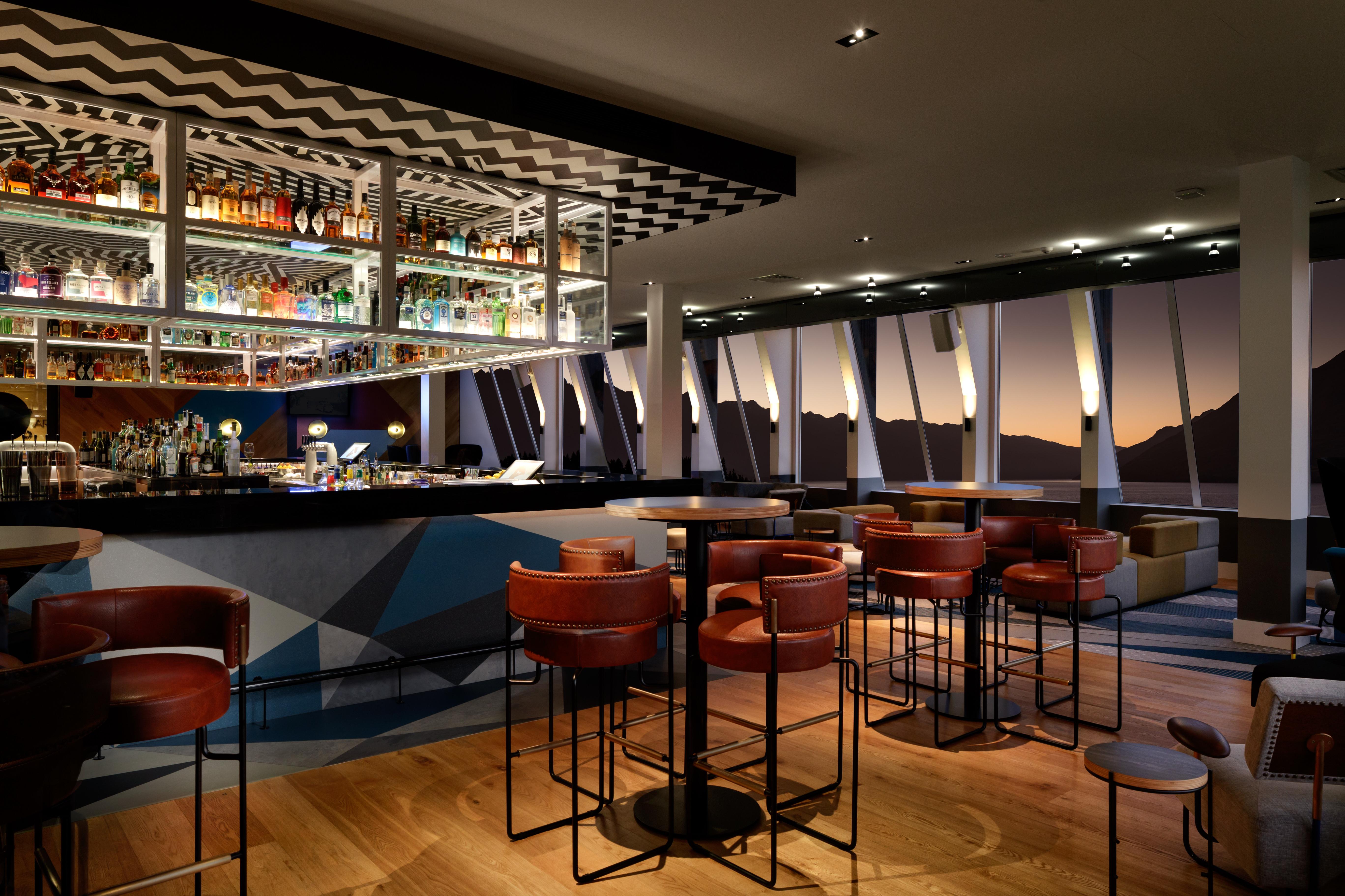Qt קווינסטאון מראה חיצוני תמונה The bar at the 12th floor